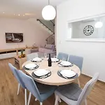 Navis Apartment