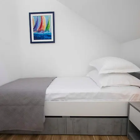 Apartment Navis *