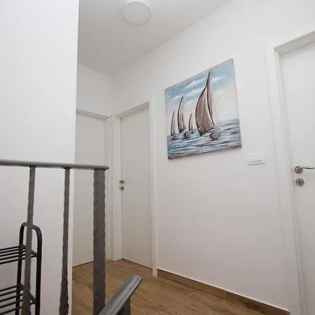 Navis Apartament Podaca